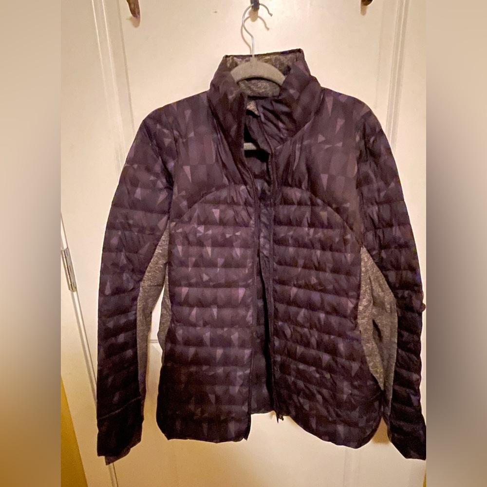Lululemon emerald puffer jacket 12